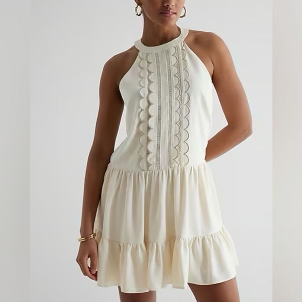 Express Ivory Scalloped Trim Halter Mini Dress Womens Small Sleeveless Lined